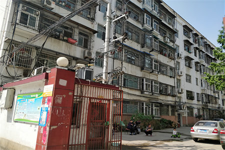 宝龙公园世家2室1厅1卫78㎡
